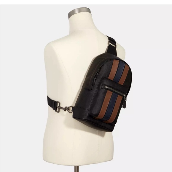 Coach West Pack with Varsity Stripe NWT 3180 men - Picture 1 of 11